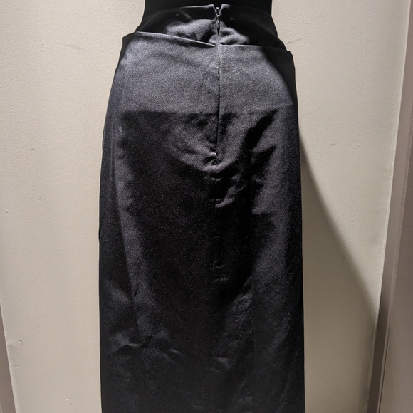 Lord & Taylor skirt - Picture 4 of 6